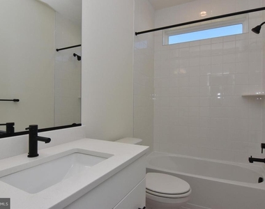 24700 Michael Isler Avenue - Photo Thumbnail 17