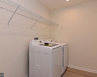 24700 Michael Isler Avenue - Photo Thumbnail 14