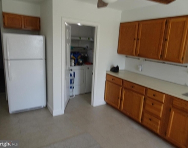 213 Second Street - Photo Thumbnail 6