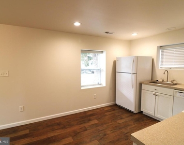 143 Mitscher Road - Photo Thumbnail 8