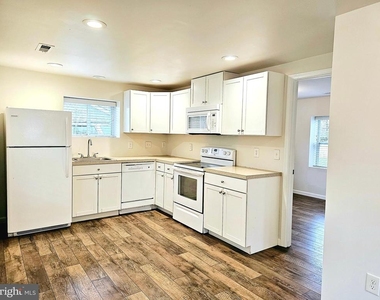 143 Mitscher Road - Photo Thumbnail 5