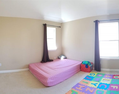 3746 Gentle Winds Ln - Photo Thumbnail 14