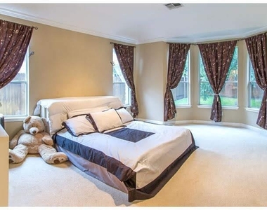 3746 Gentle Winds Ln - Photo Thumbnail 21
