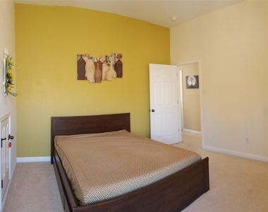 3746 Gentle Winds Ln - Photo Thumbnail 10
