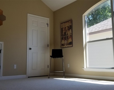 3746 Gentle Winds Ln - Photo Thumbnail 15