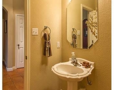 3746 Gentle Winds Ln - Photo Thumbnail 24