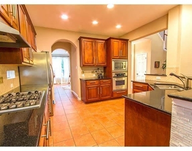3746 Gentle Winds Ln - Photo Thumbnail 6