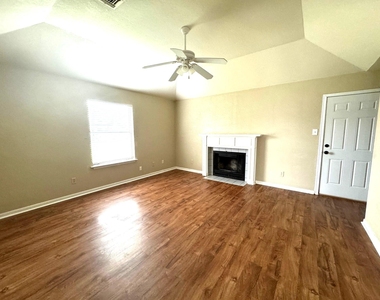 117 Quail Cv - Photo Thumbnail 9