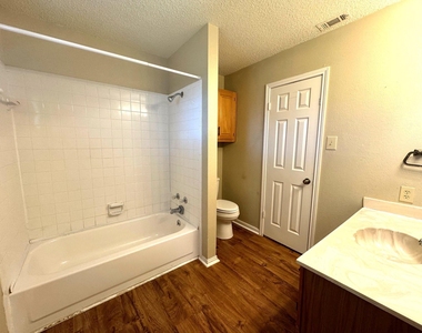 117 Quail Cv - Photo Thumbnail 10