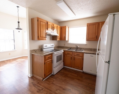 117 Quail Cv - Photo Thumbnail 2