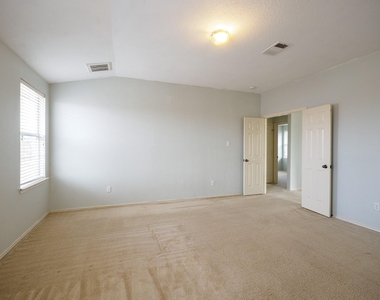 13504 Richard Nixon St - Photo Thumbnail 11