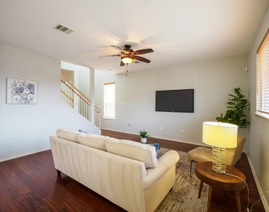 13504 Richard Nixon St - Photo Thumbnail 1