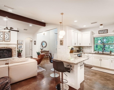 21825 Briarcliff Dr - Photo Thumbnail 4