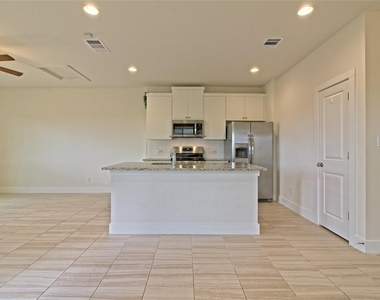 555 White Steppe Way - Photo Thumbnail 14