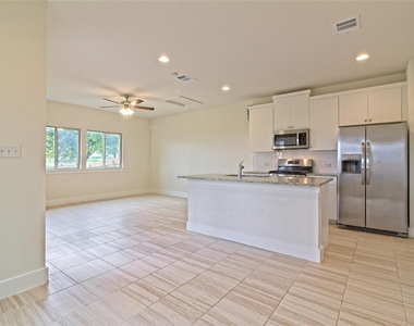 555 White Steppe Way - Photo Thumbnail 6