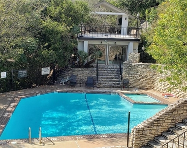 6910 Hart Ln - Photo Thumbnail 26