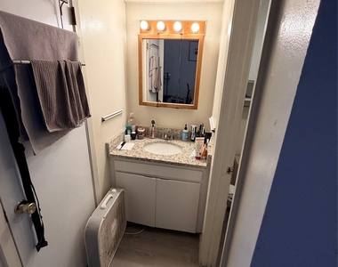 3000 Guadalupe St - Photo Thumbnail 2