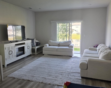 14884 Praline Court - Photo Thumbnail 5