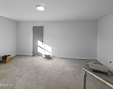 2389 Hilly Road - Photo Thumbnail 12