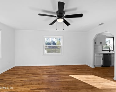 2389 Hilly Road - Photo Thumbnail 6
