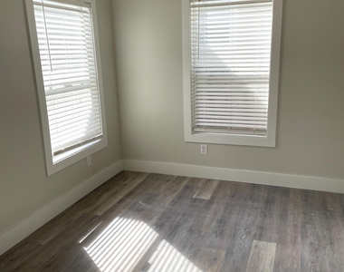 62 Dumas Street - Photo Thumbnail 5