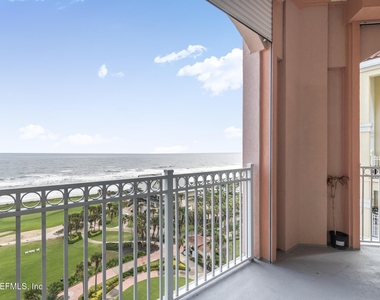 200 Ocean Crest Drive - Photo Thumbnail 37