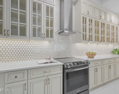 200 Ocean Crest Drive - Photo Thumbnail 8