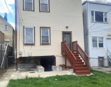 6221 S Laflin Street - Photo Thumbnail 16