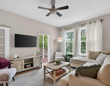 7801 Point Meadows Drive - Photo Thumbnail 12