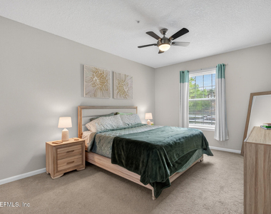 7801 Point Meadows Drive - Photo Thumbnail 20