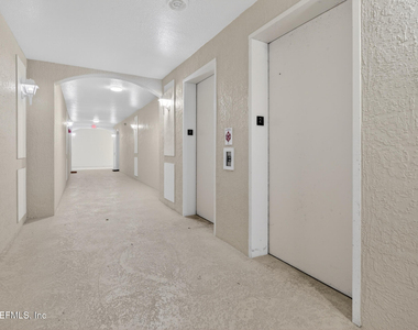 7801 Point Meadows Drive - Photo Thumbnail 26