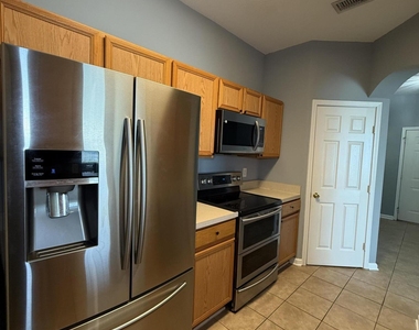 7990 Baymeadows Road - Photo Thumbnail 6