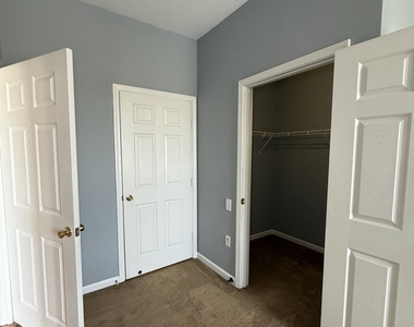 7990 Baymeadows Road - Photo Thumbnail 18