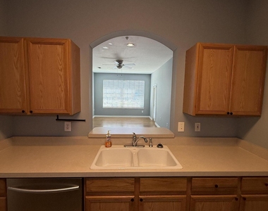 7990 Baymeadows Road - Photo Thumbnail 8