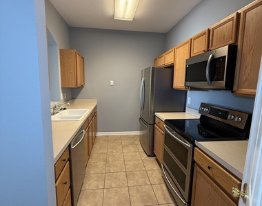 7990 Baymeadows Road - Photo Thumbnail 5