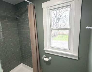 2209 Douglas Avenue - Photo Thumbnail 25