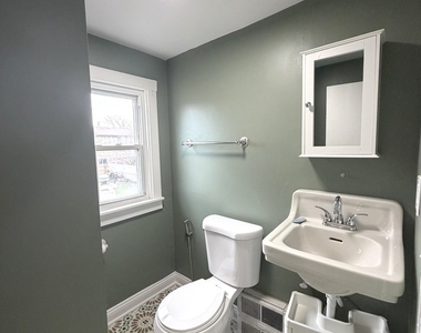 2209 Douglas Avenue - Photo Thumbnail 24