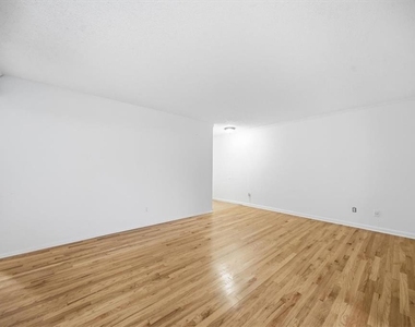 26 Arpege Way Nw - Photo Thumbnail 4