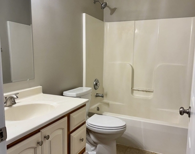 255 N Sacramento Street - Photo Thumbnail 5
