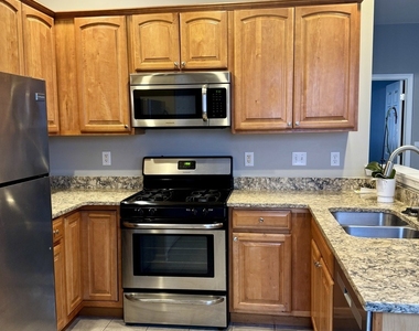 255 N Sacramento Street - Photo Thumbnail 3