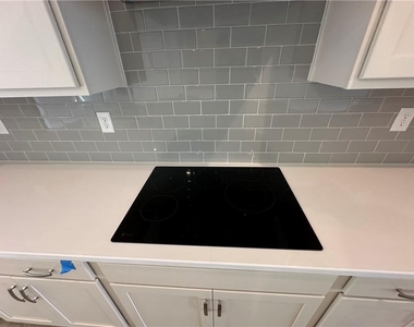 352 Skylar Court - Photo Thumbnail 6