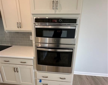 352 Skylar Court - Photo Thumbnail 8