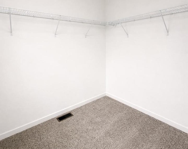 2272 Barbera Drive - Photo Thumbnail 8