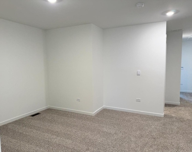 2272 Barbera Drive - Photo Thumbnail 16