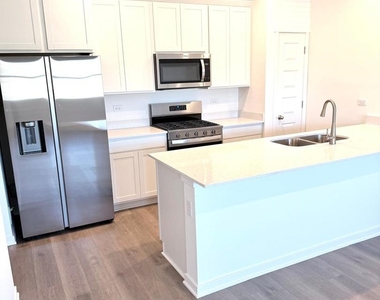2272 Barbera Drive - Photo Thumbnail 3