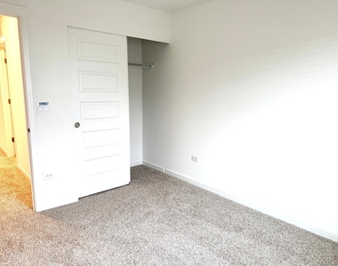 2272 Barbera Drive - Photo Thumbnail 14