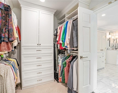 575 Peachtree Battle Avenue Nw - Photo Thumbnail 13