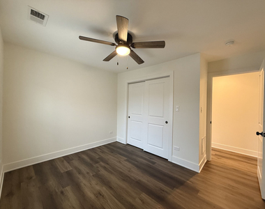 114 Stephen Street - Photo Thumbnail 14