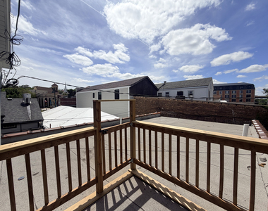 114 Stephen Street - Photo Thumbnail 17