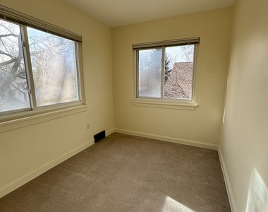 234 E Plesant Street - Photo Thumbnail 8